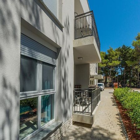 Apartments Djian Vir Εξωτερικό φωτογραφία