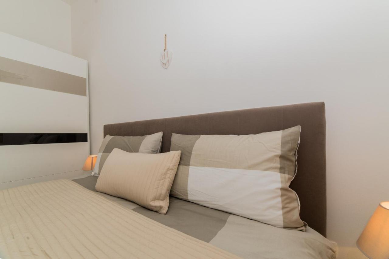 Apartments Djian Vir Εξωτερικό φωτογραφία