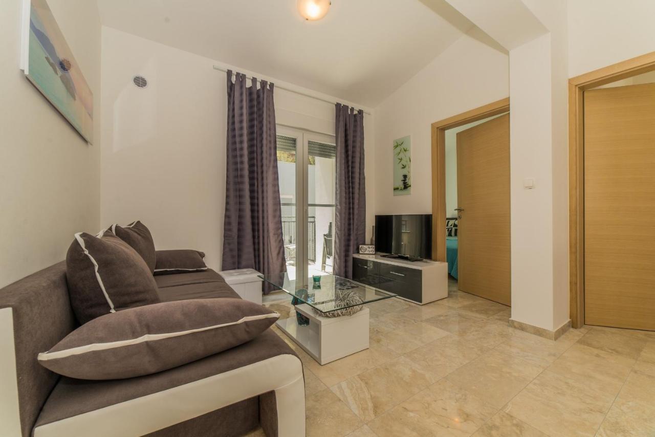 Apartments Djian Vir Εξωτερικό φωτογραφία
