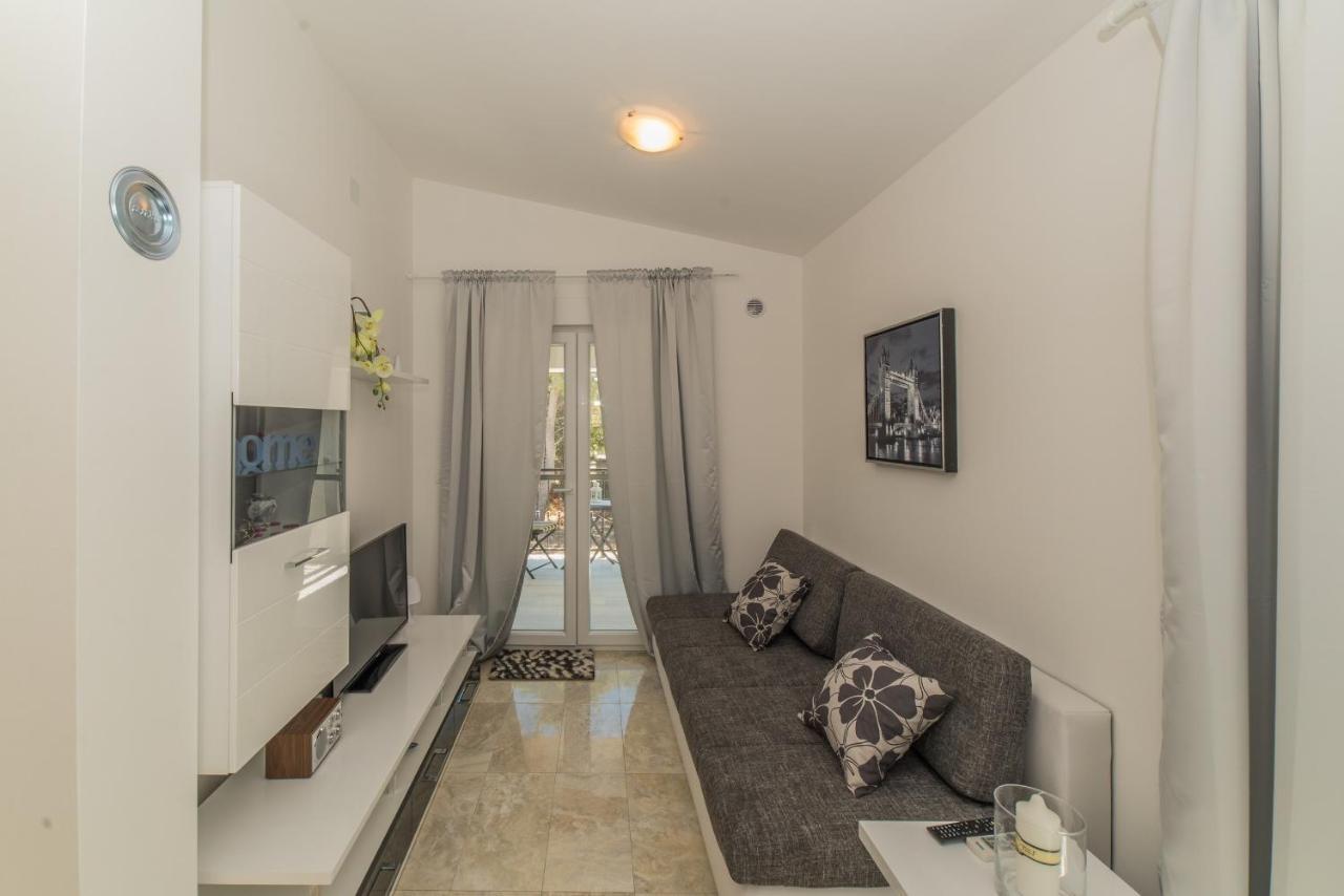 Apartments Djian Vir Εξωτερικό φωτογραφία
