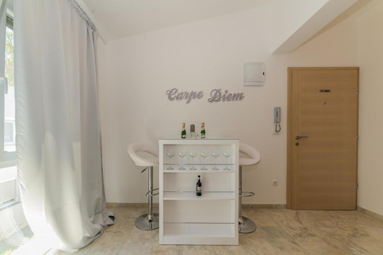 Apartments Djian Vir Εξωτερικό φωτογραφία