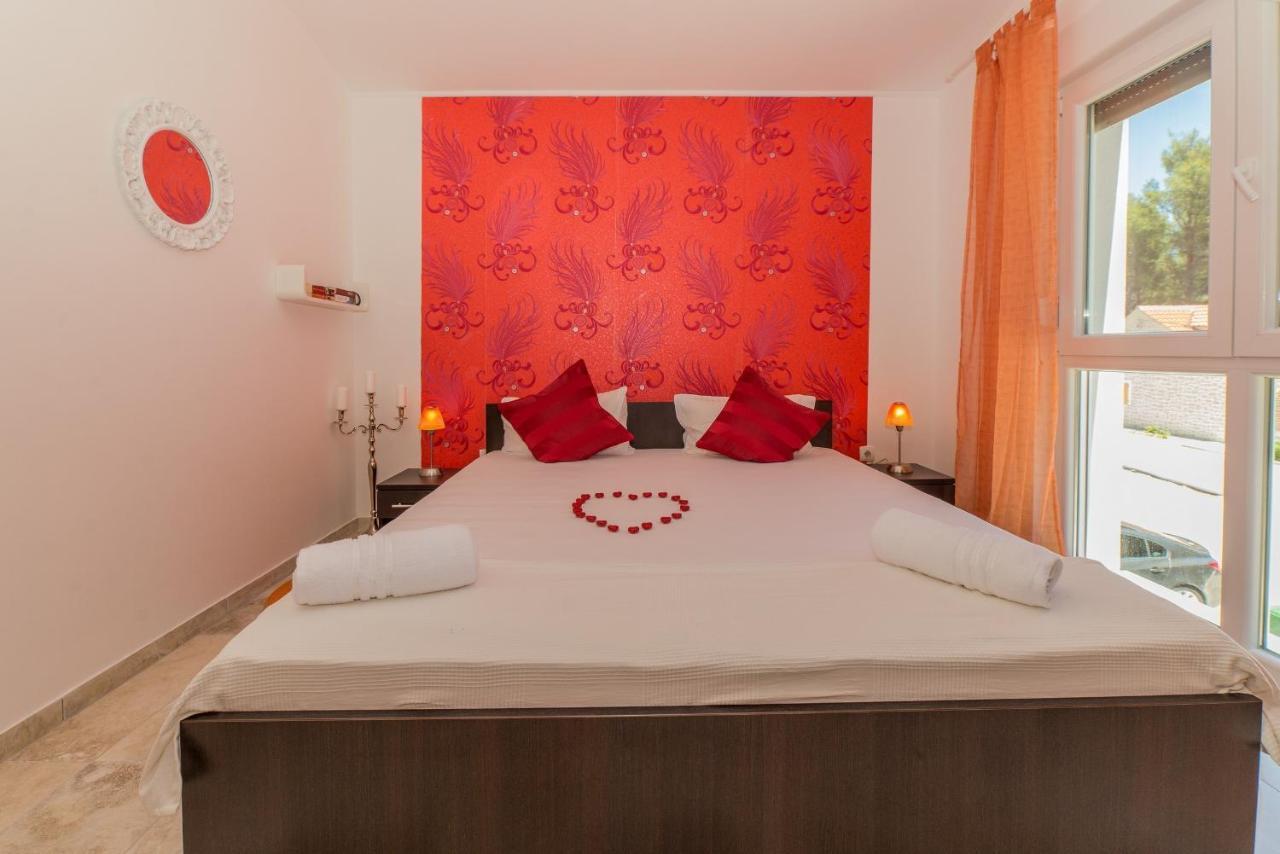 Apartments Djian Vir Εξωτερικό φωτογραφία